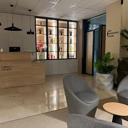 Hotel Valjunco 2*
