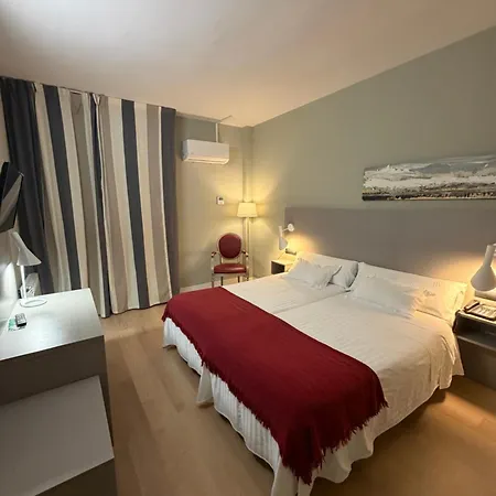 Hotel Valjunco Valencia de Don Juan