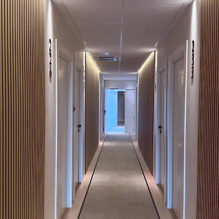 Valjunco Otel Valencia de Don Juan