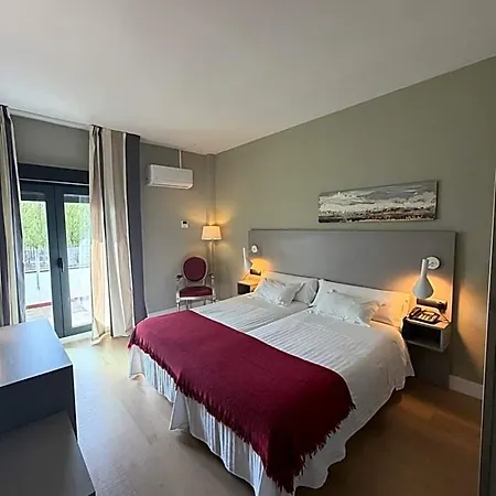 فندق Valjunco فالنسيا دي دون خوان