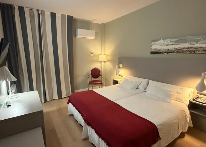 Hotel Valjunco Valencia de Don Juan