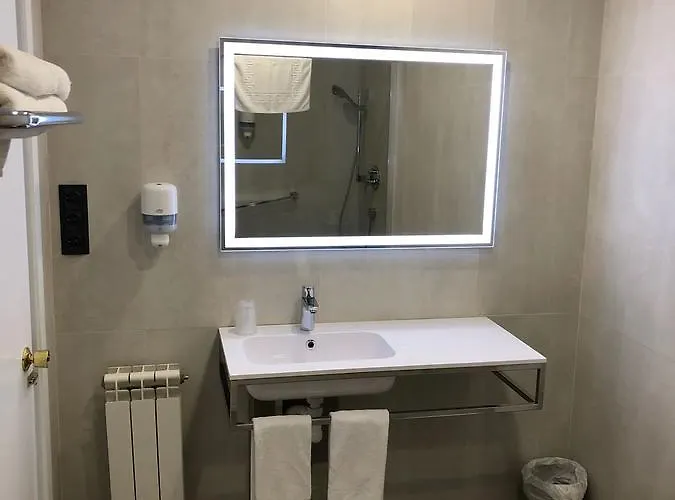 فندق Valjunco فالنسيا دي دون خوان